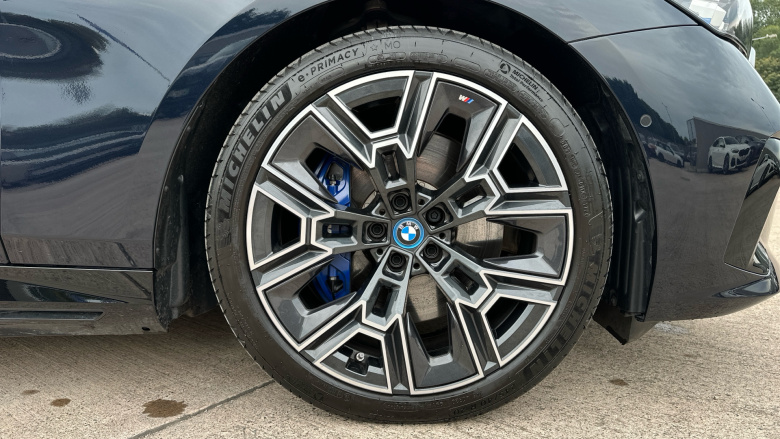 BMW i5 250kW eDrive40 M Sport 84kWh 5dr Auto Tech+/Comf+ Electric Estate